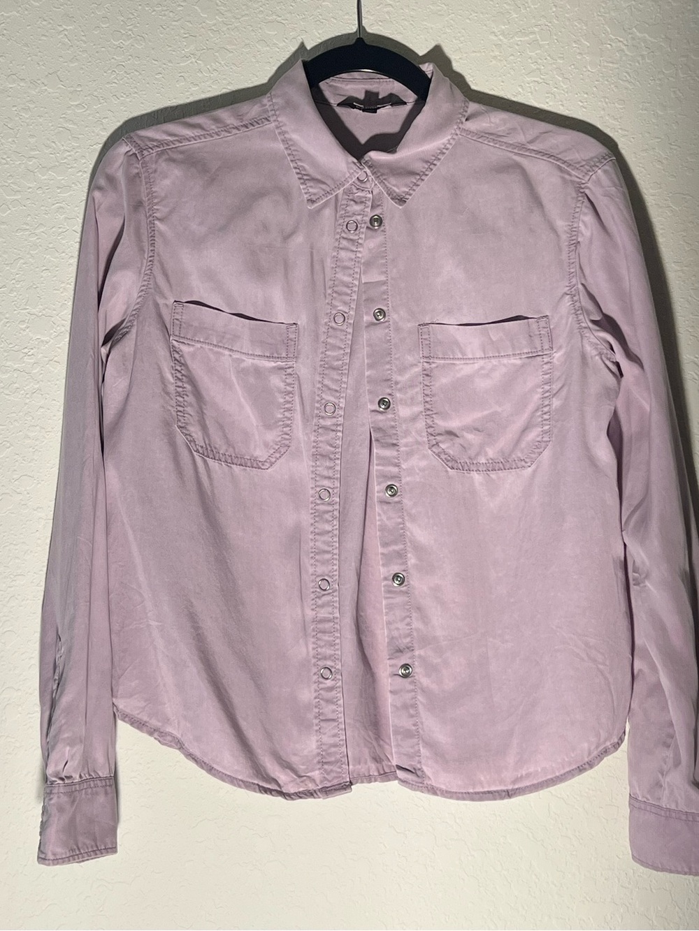 Express - Soft - Stretchy - Light Mauve Button-Up Shirt